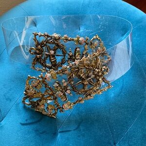 Stunning vintage hand painted metal belt with acrylic